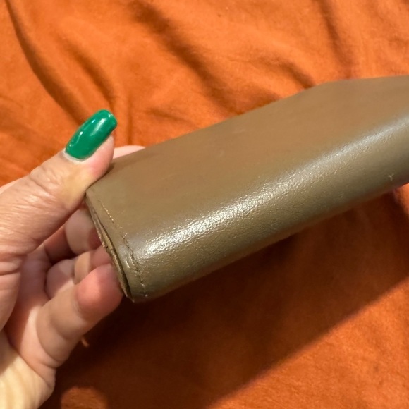 Givenchy compact wallet - Picture 9 of 9